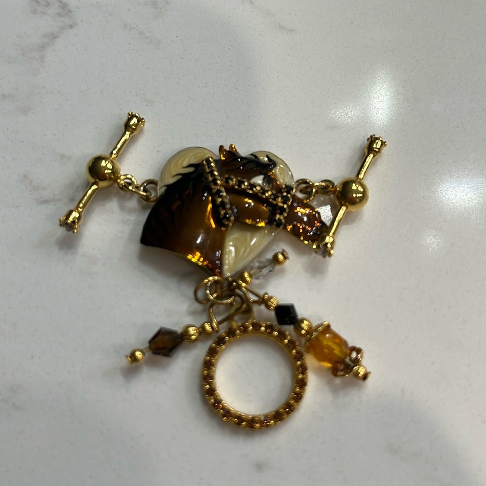 Lunch at the Ritz Horse pendant for bracelet.